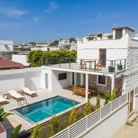 빌라 Traditional Seaside Stone With Private Pool *