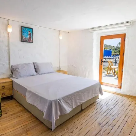 וילה Traditional Seaside Stone With Private Pool *