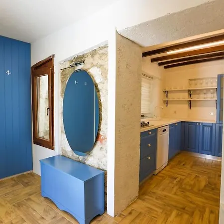 Traditional Seaside Stone With Private Pool Вилла *